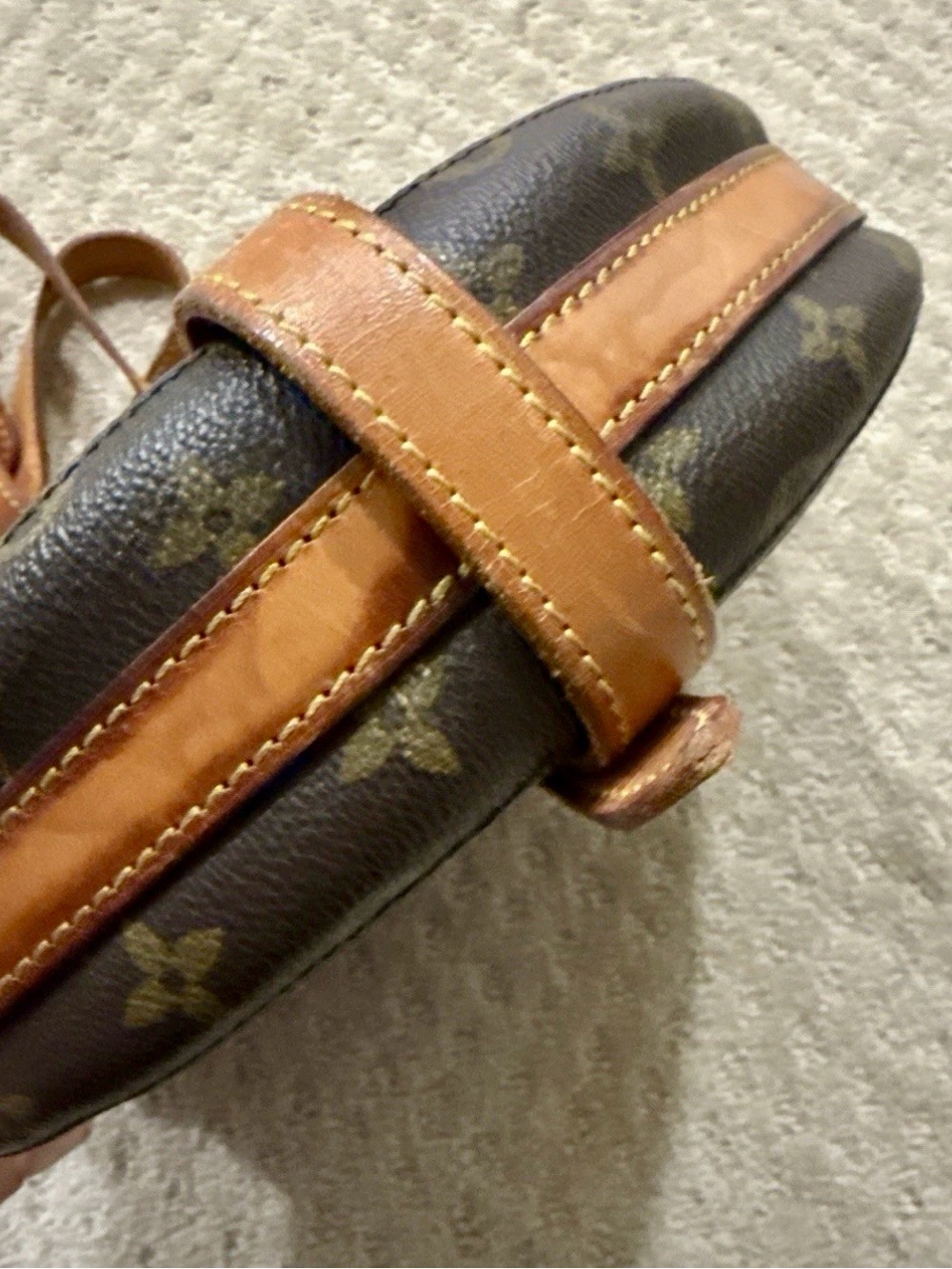 Louis Vuitton Monogram Crossbody Saddle Bag in Brown and Tan GM - Picture 3 of 9
